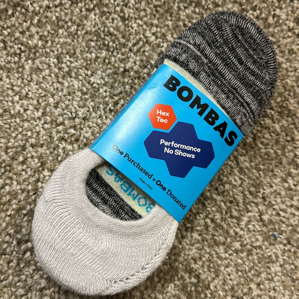[NWT] Bombas No Show Socks 3 Packs - Women’s Size 8-10.5 / Men’s size 6-9